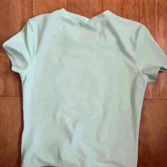 Old navy Rashguard size 6/7 - Picture 2 of 4